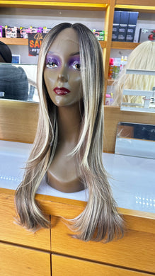 Victoria Synthetic Wig